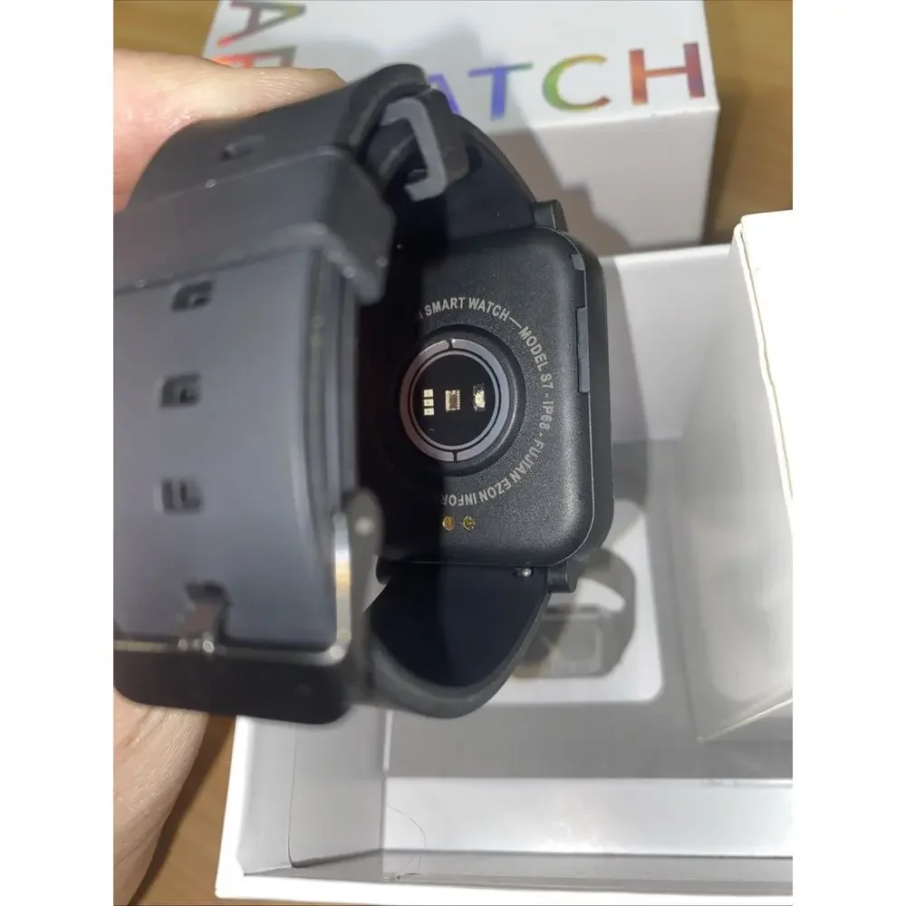 EZON S7 Smart Watch Fitness Tracker Bluetooth Voice Assistant Black Silicone